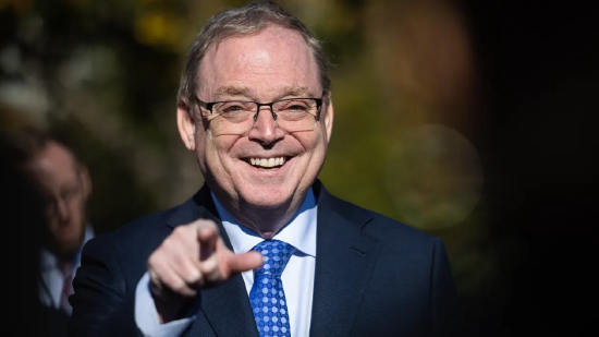 国家经济委员会主任凯文・哈塞特