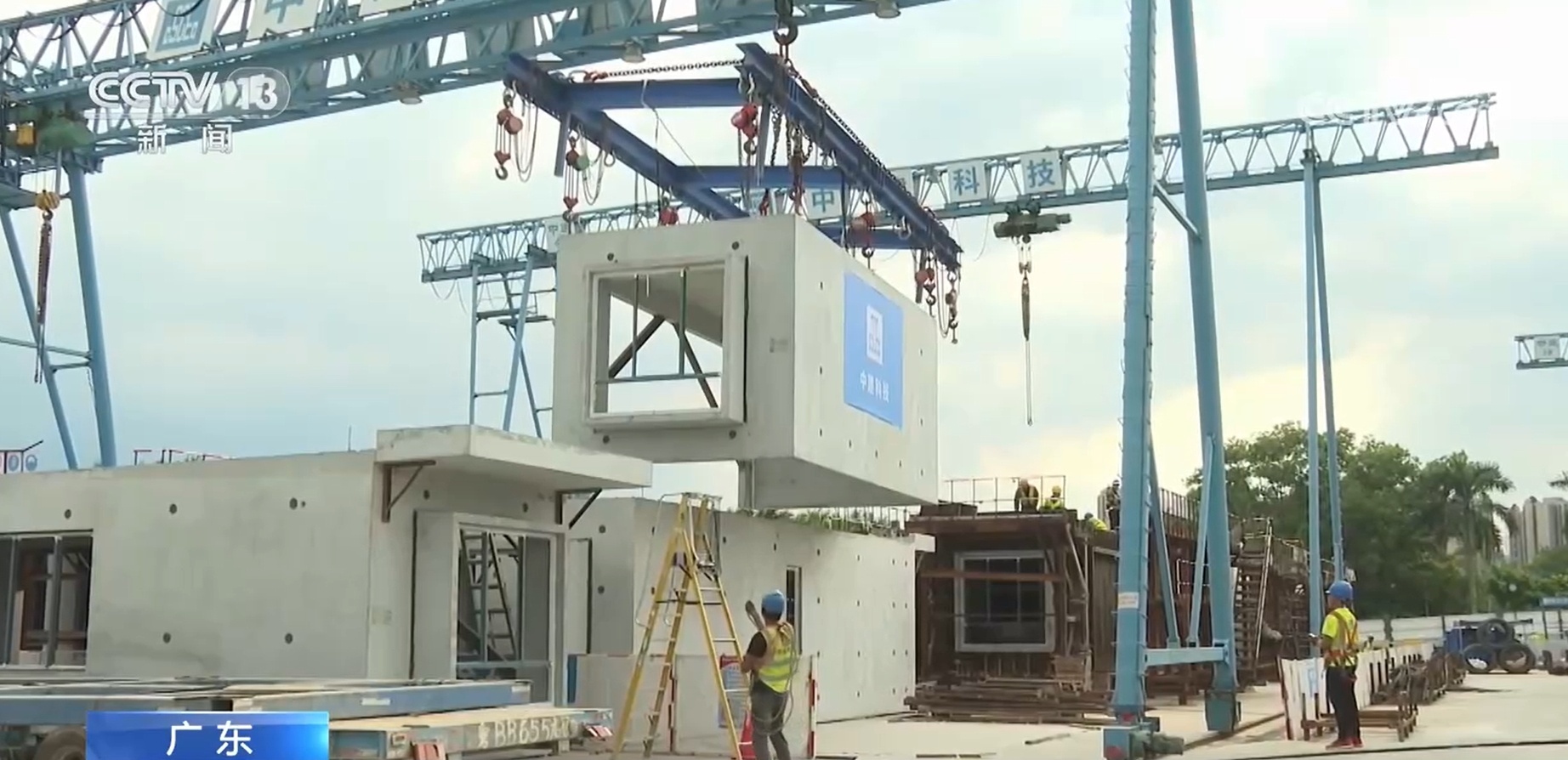 _迁新居、住“好房子” 绿色低碳建房打造未来乡村模范样本_迁新居、住“好房子” 绿色低碳建房打造未来乡村模范样本