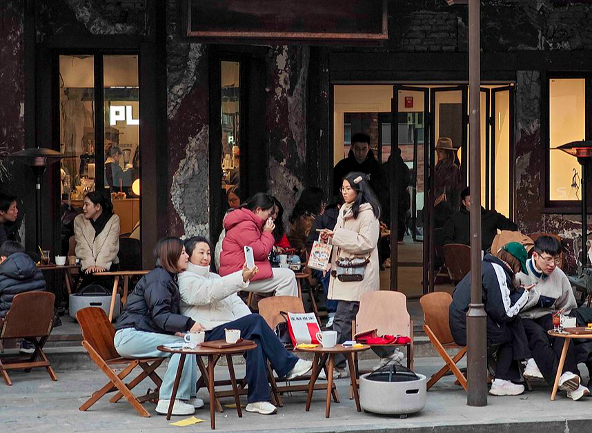 2018年上海养老金上调方案__上海变革