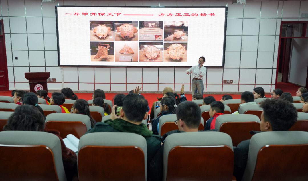 喀什理工职业技术学院同心馆开馆：行走的思政课让文化润疆浸润心田_喀什理工职业技术学院同心馆开馆：行走的思政课让文化润疆浸润心田_