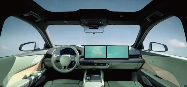 最新雷克萨斯ES焕新上市，引发热议，真正顶级颜值配置齐全-有驾