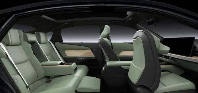 最新雷克萨斯ES焕新上市，引发热议，真正顶级颜值配置齐全-有驾